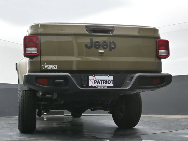New 2026 Jeep Gladiator Sport AWD/4WD image 40