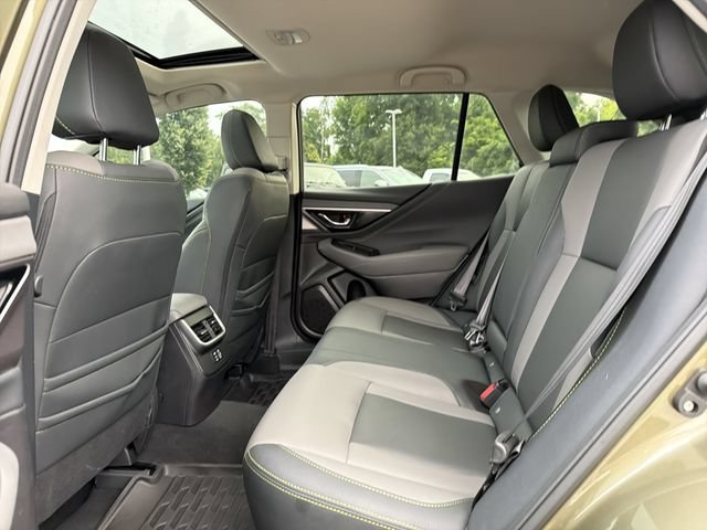 Used 2023 Subaru Outback Onyx Edition AWD/4WD image 13