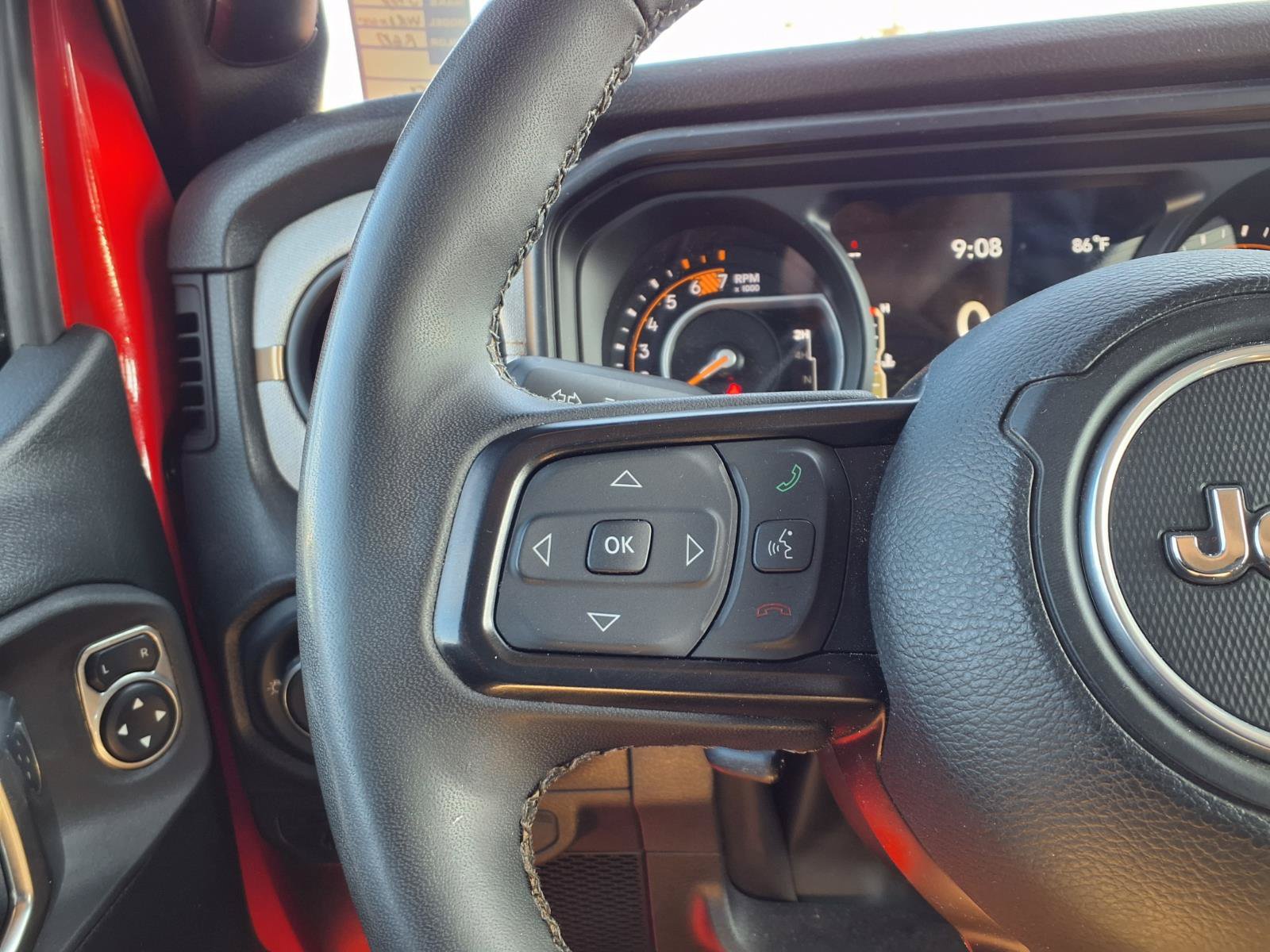 Used 2025 Jeep Wrangler Unlimited Sport AWD/4WD image 10