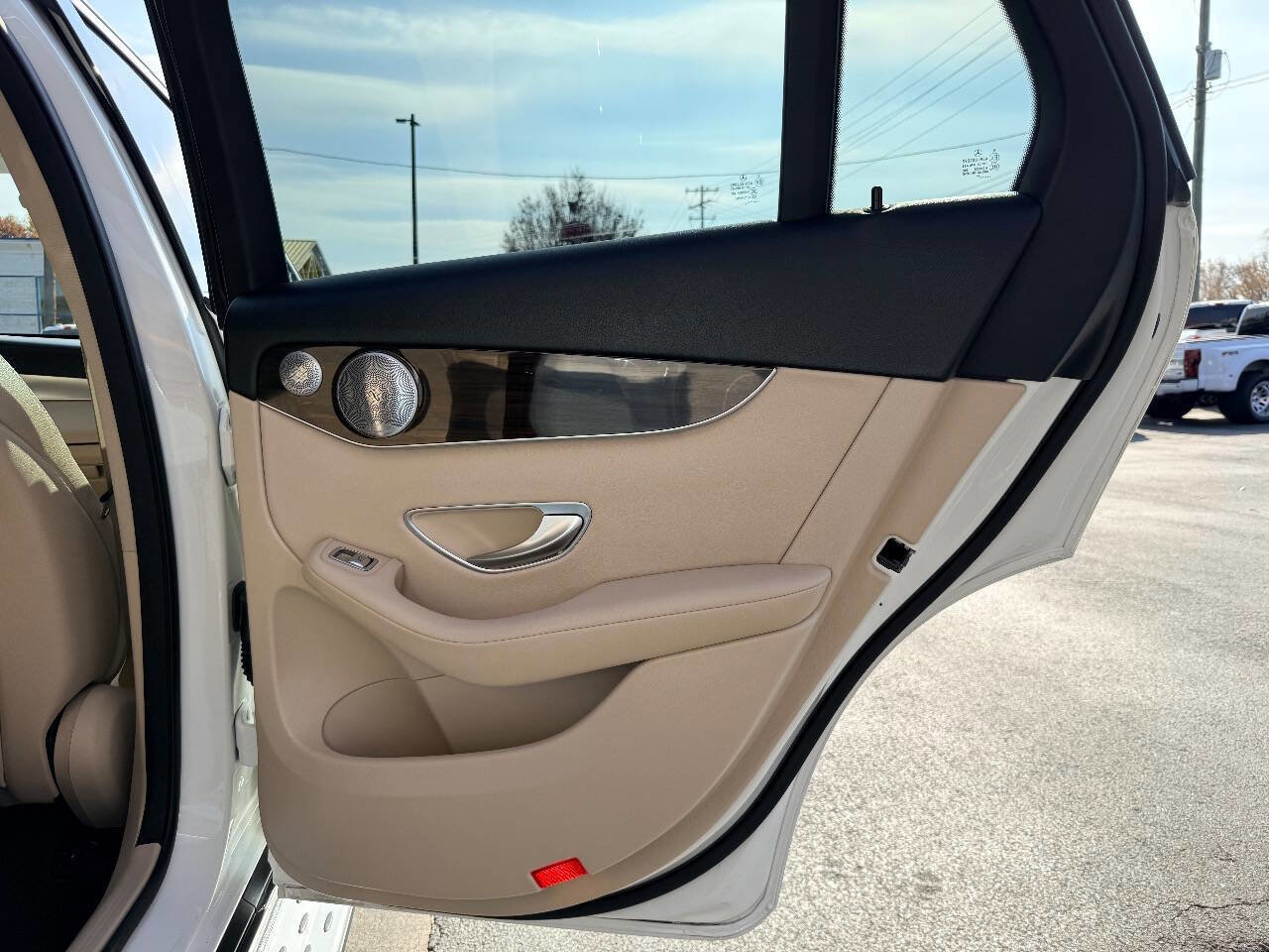 Used 2019 Mercedes-Benz GLC 300 4MATIC Coupe image 30