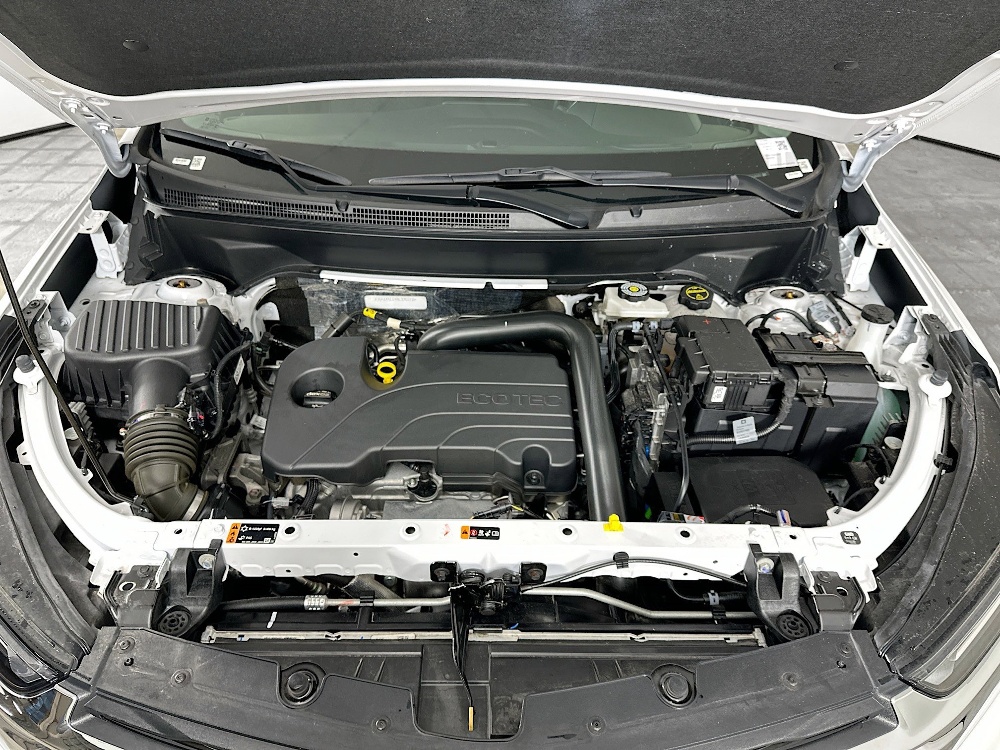 Used 2024 Chevrolet Equinox LT image 32