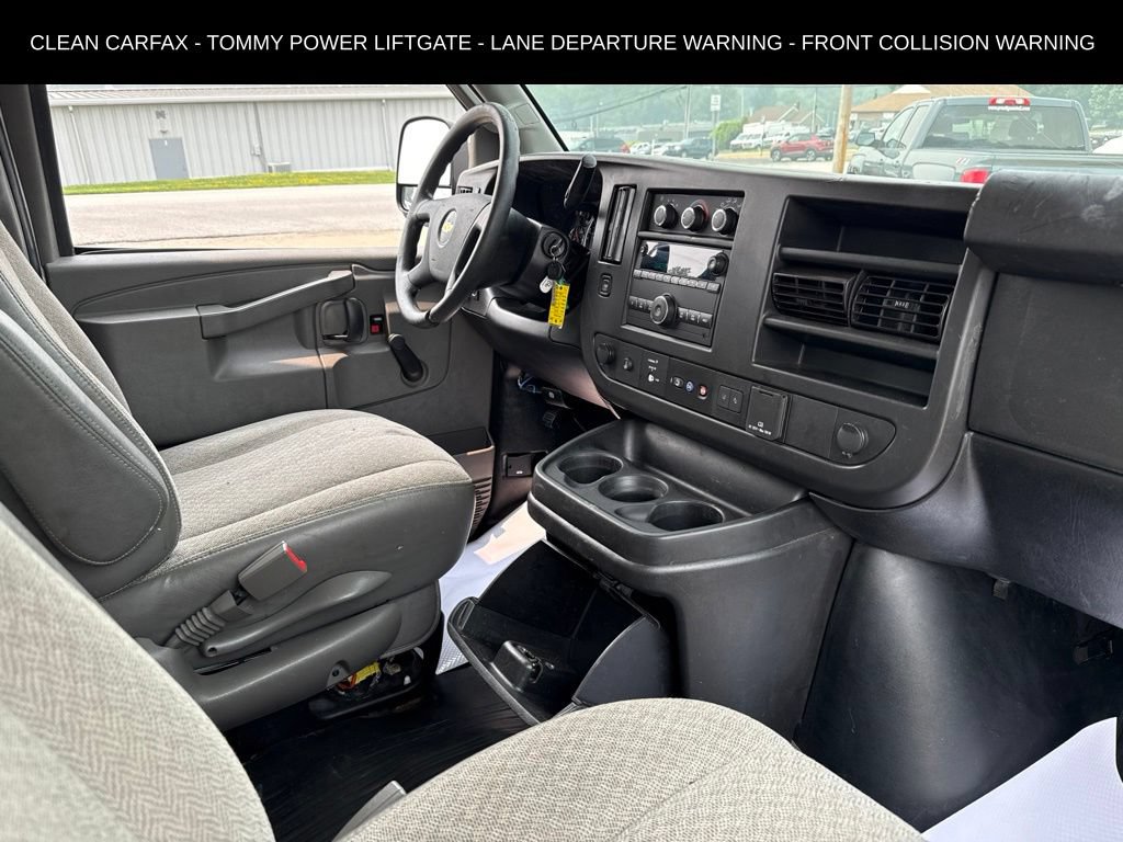 Used 2021 Chevrolet Express 3500 RWD image 7