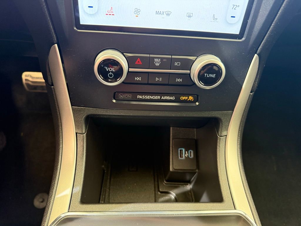 Used 2023 Ford Edge ST-Line image 32