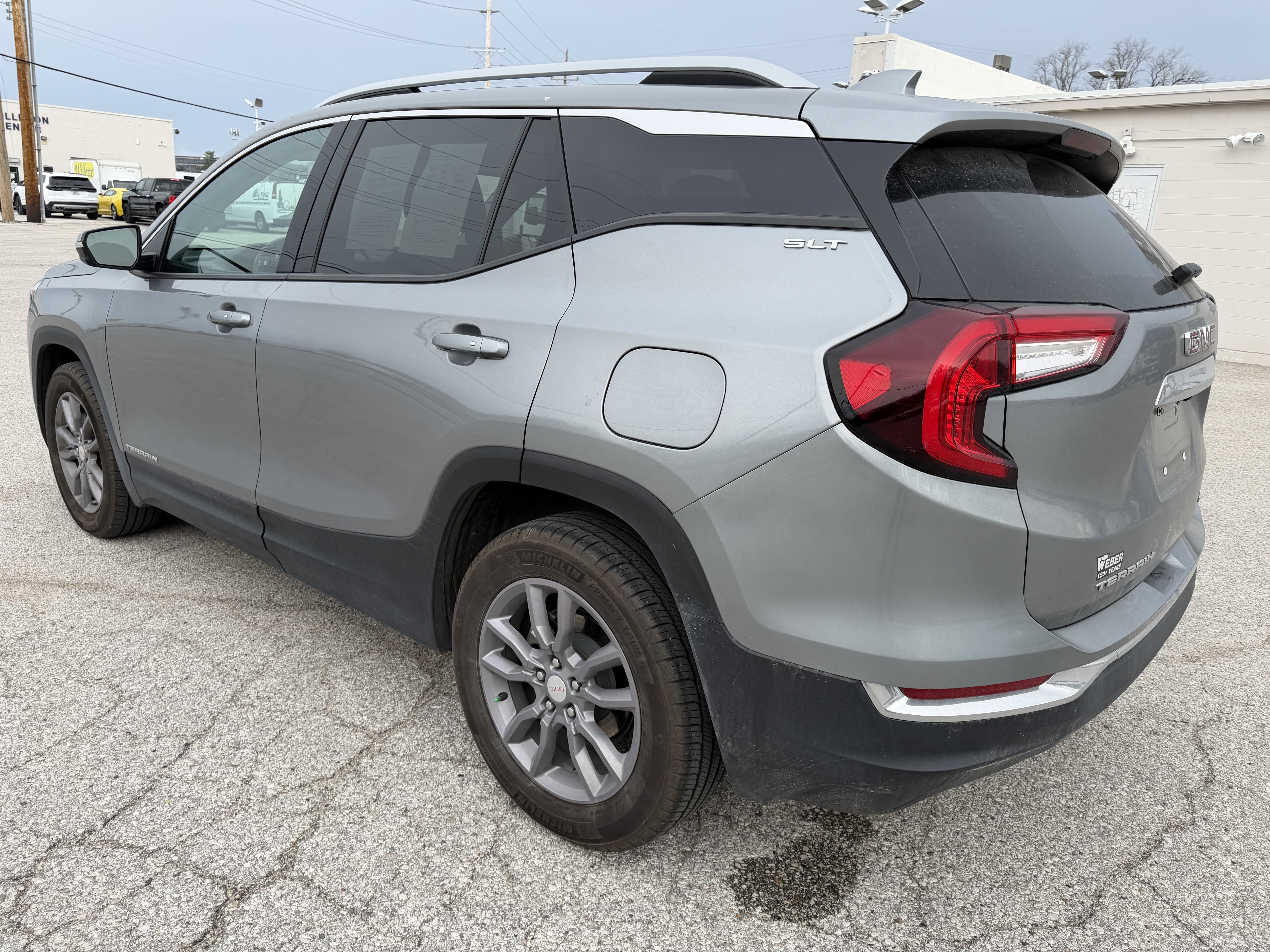 Used 2023 GMC Terrain SLT image 5