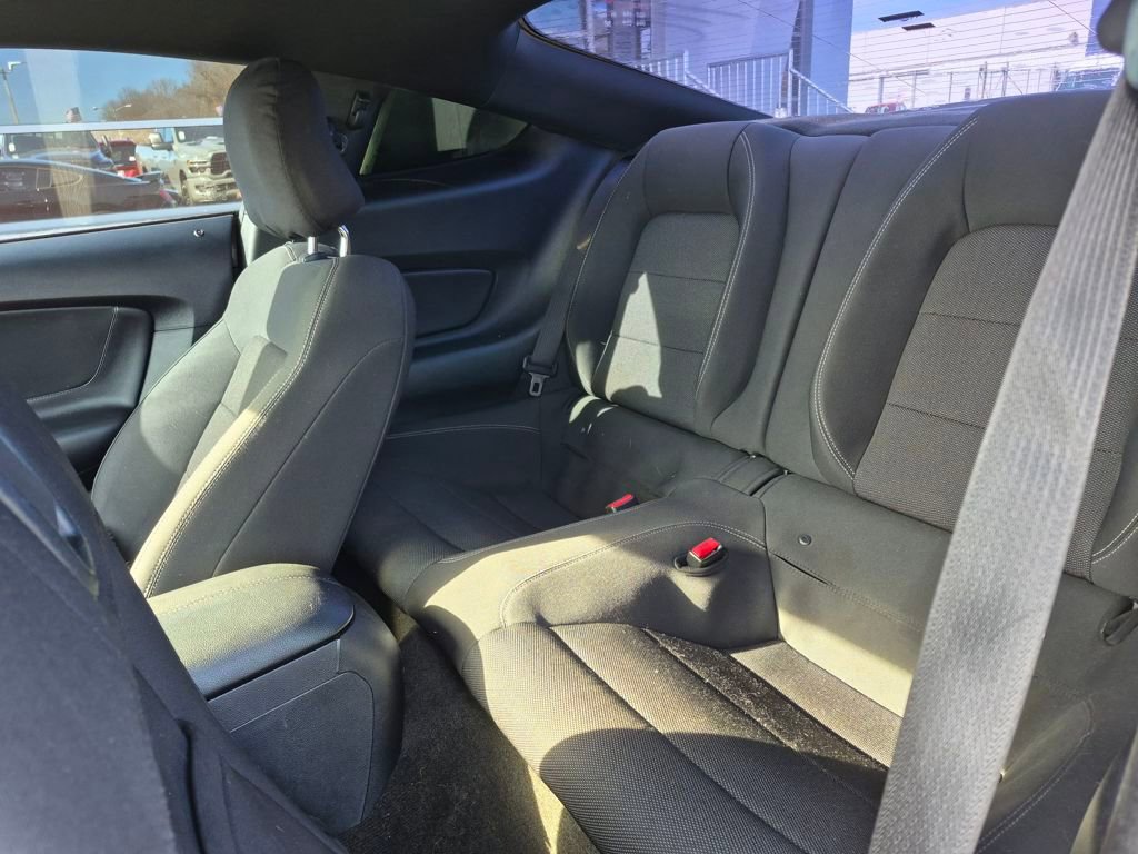 Used 2017 Ford Mustang Coupe image 14