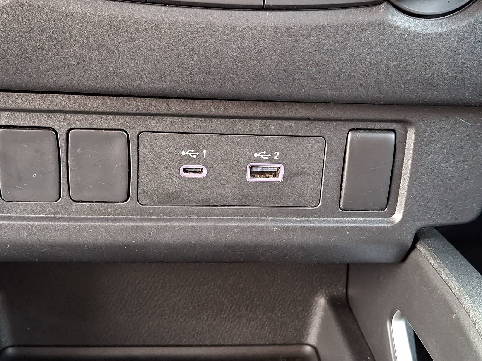 Used 2024 Nissan Frontier SV AWD/4WD image 24
