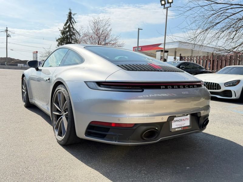 Used 2020 Porsche 911 Carrera S image 7