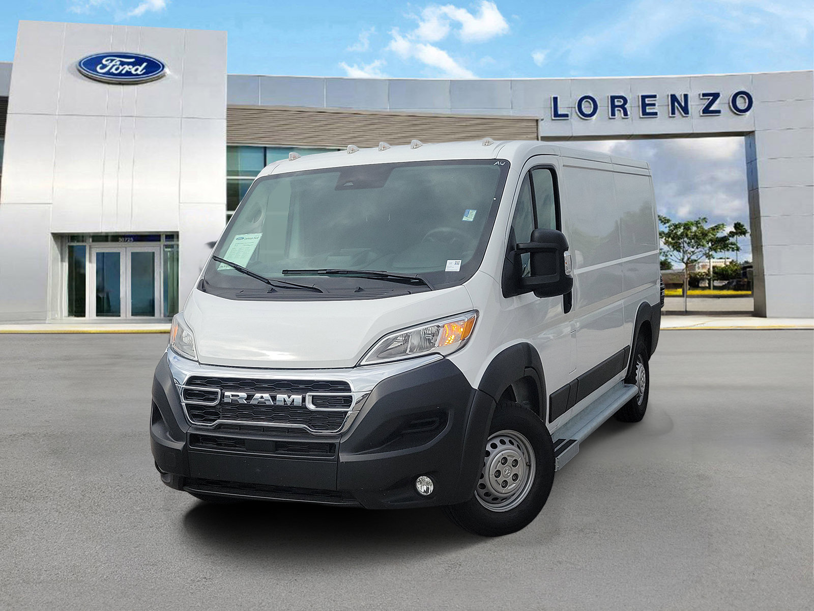 Used 2025 RAM ProMaster 2500 w/ U-Haul Equipment Group FWD 360° Tour