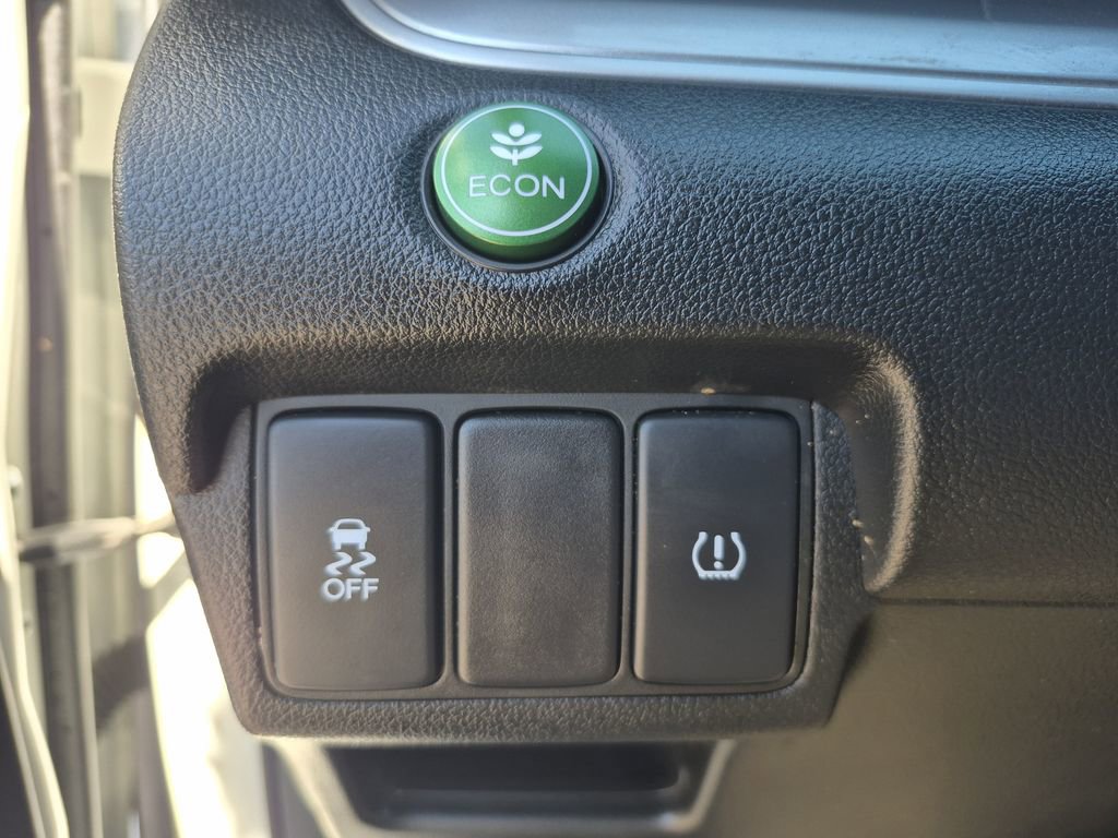Used 2015 Honda CR-V LX image 25