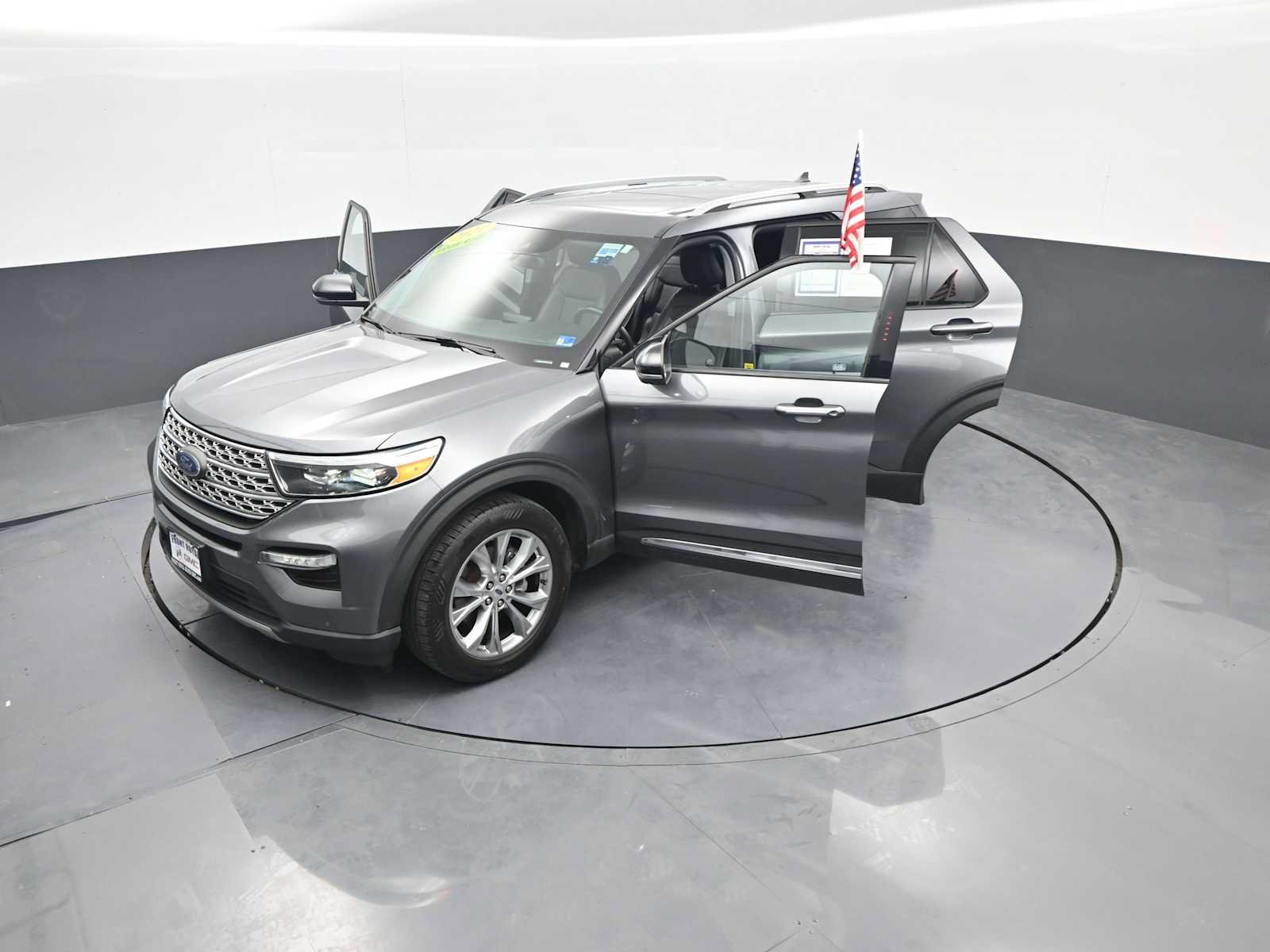 Used 2021 Ford Explorer Limited w/ Equipment Group 301A AWD/4WD image 52