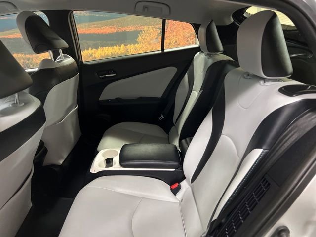 Used 2018 Toyota Prius Prime Premium image 51