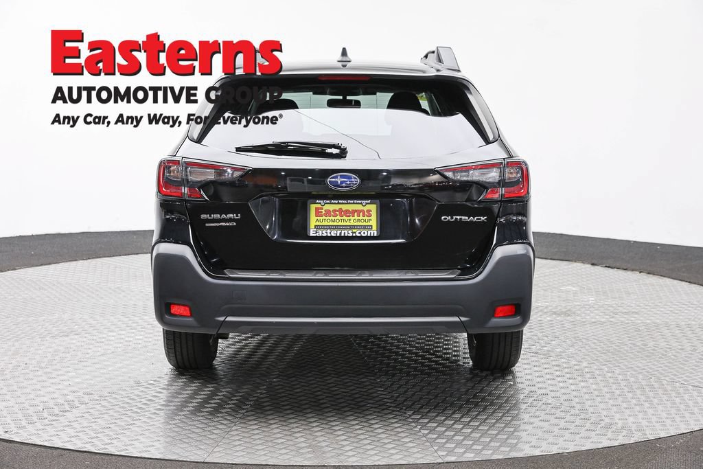 Used 2023 Subaru Outback Premium AWD/4WD image 6