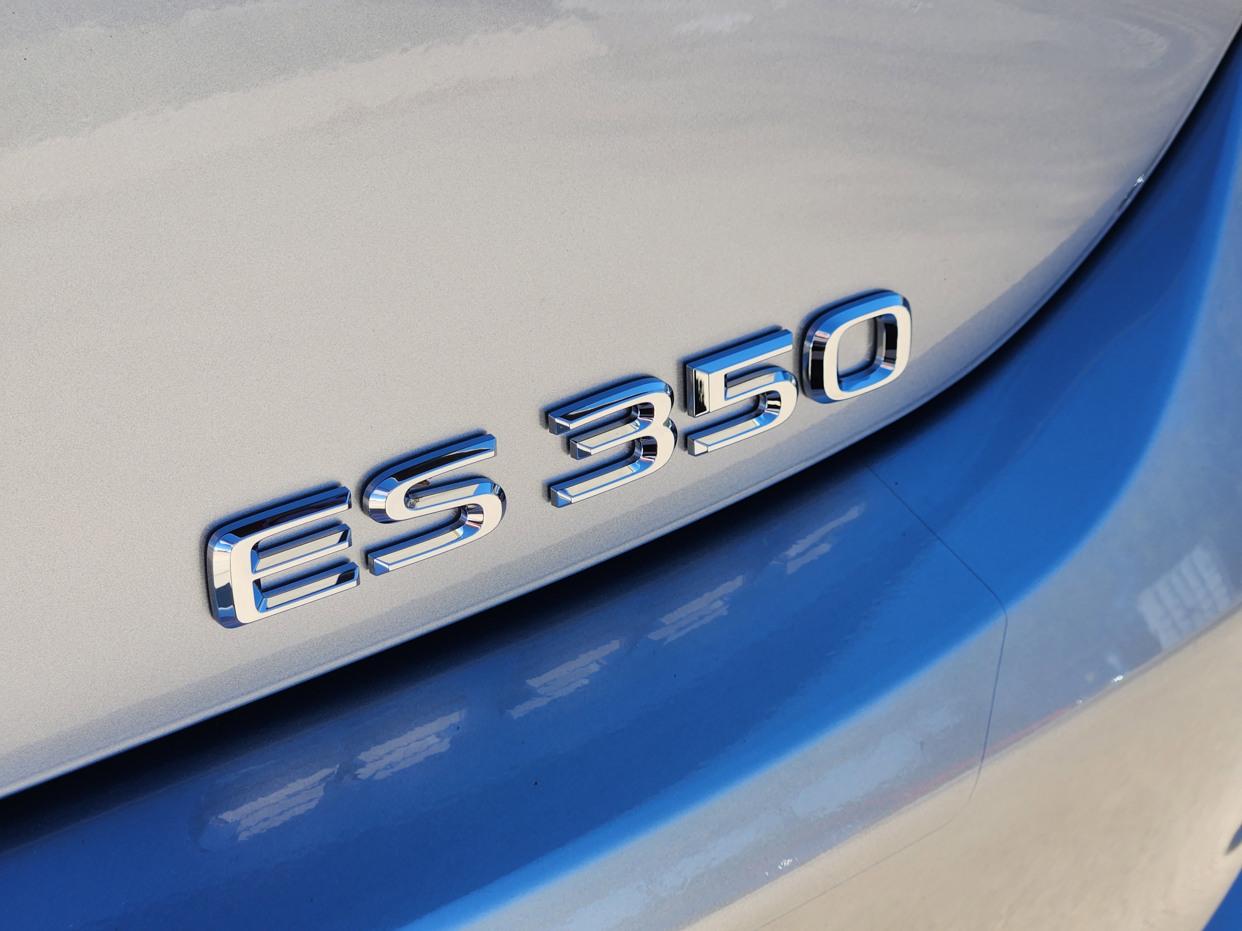 New 2025 Lexus ES 350 w/ Premium Package image 7