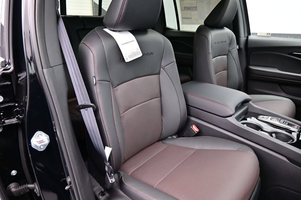New 2026 Honda Ridgeline Black Edition image 38