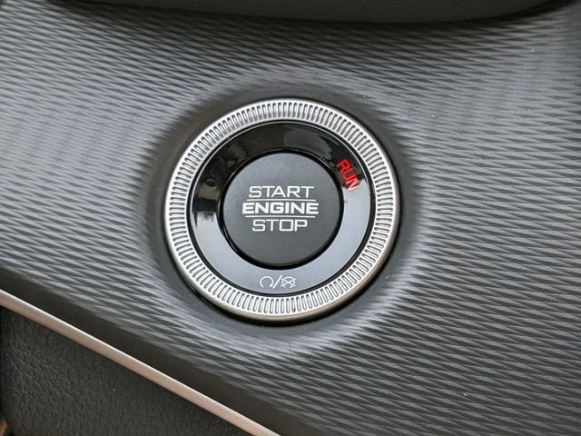 New 2025 Jeep Grand Cherokee Laredo X RWD image 25