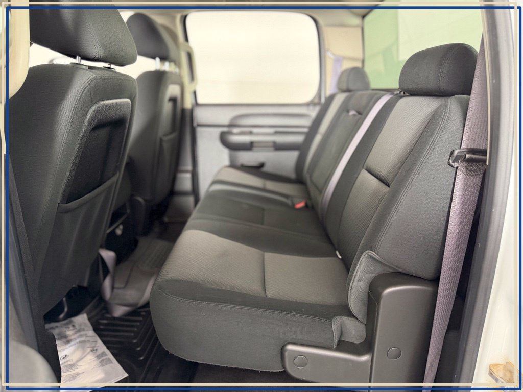 Used 2013 Chevrolet Silverado 2500 LT AWD/4WD image 30