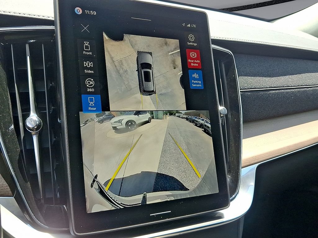 Certified 2026 Volvo XC90 B6 Plus AWD/4WD image 21