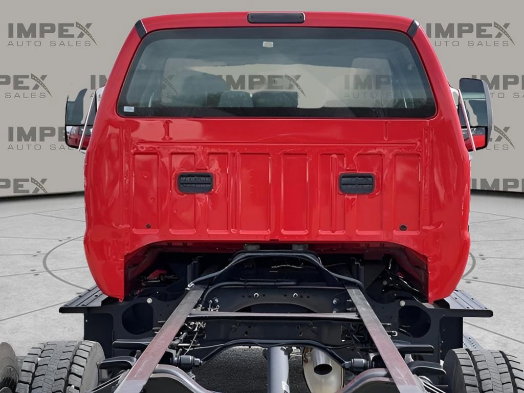 Used 2021 Ford F650 2WD Crew Cab Super Duty image 20