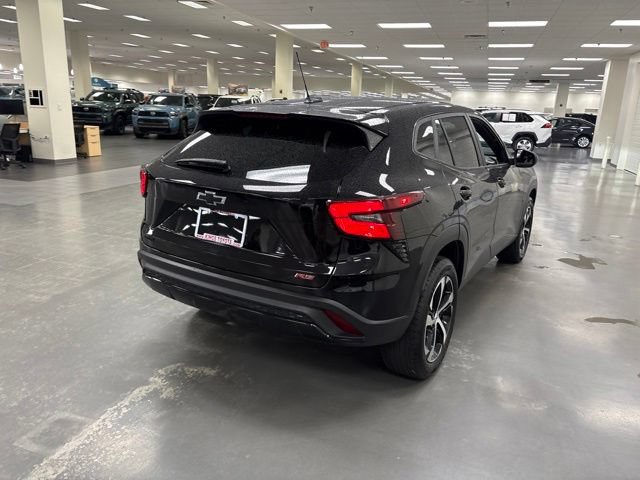 Used 2024 Chevrolet Trax RS w/ Driver Confidence Package FWD image 7
