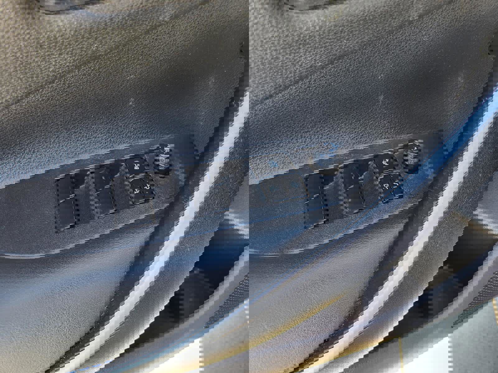 Used 2022 Toyota Corolla SE image 14