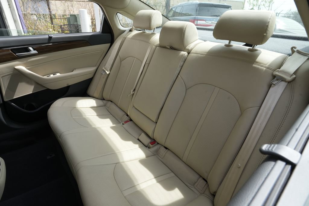 Used 2017 Hyundai Sonata Limited w/ Tech Package 03 image 18