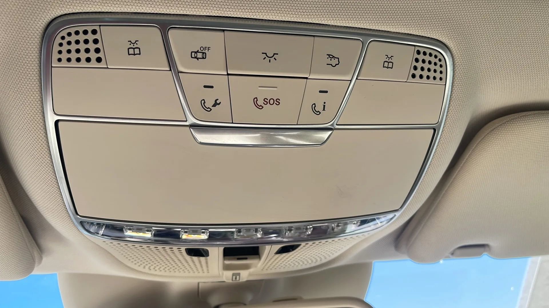 Used 2016 Mercedes-Benz S 550 4MATIC Sedan image 22