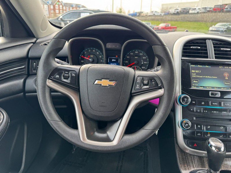 Used 2014 Chevrolet Malibu LT image 12