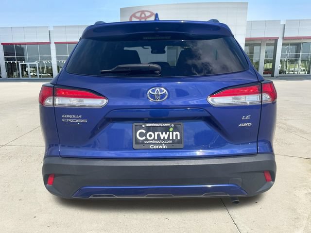 Certified 2023 Toyota Corolla Cross LE w/ Moonroof Package AWD/4WD image 4