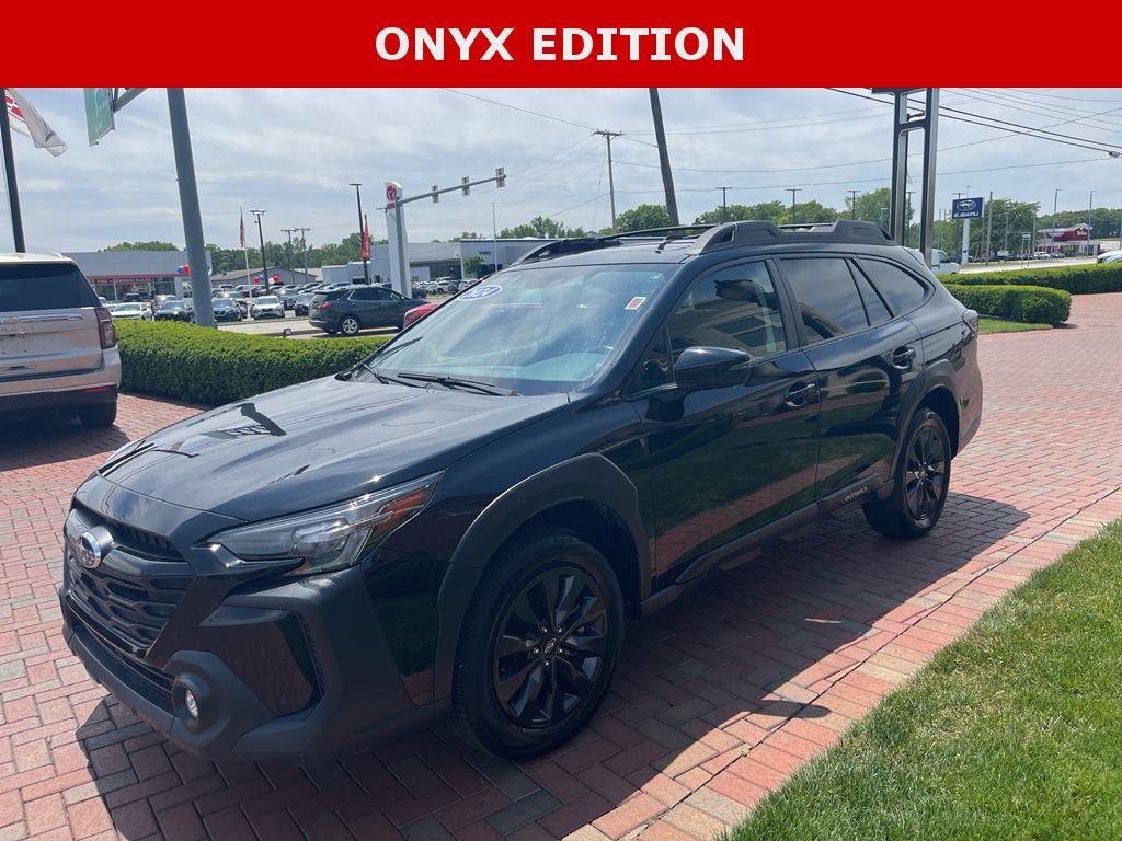 Used 2025 Subaru Outback Onyx Edition AWD/4WD image 1