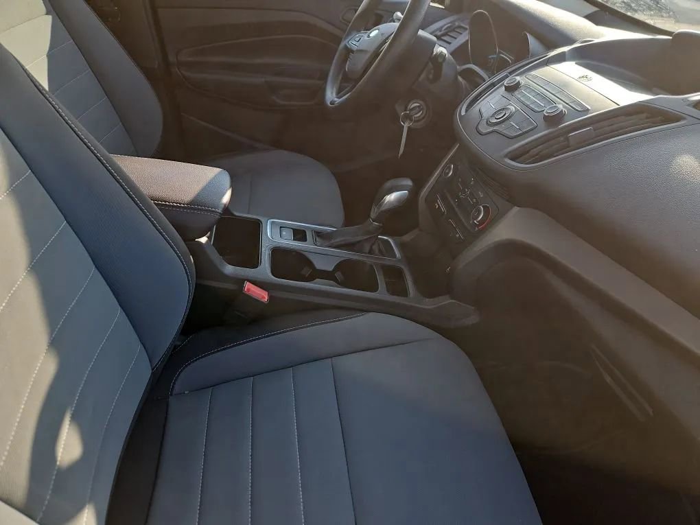 Used 2019 Ford Escape S FWD image 6