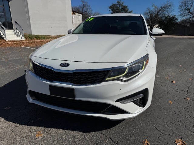 Used 2019 Kia Optima LX image 5