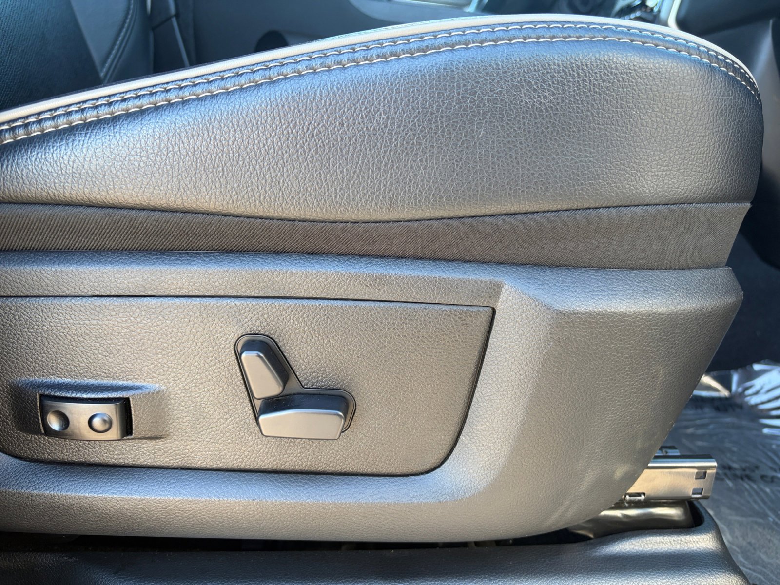 Used 2020 RAM 2500 Laramie image 29