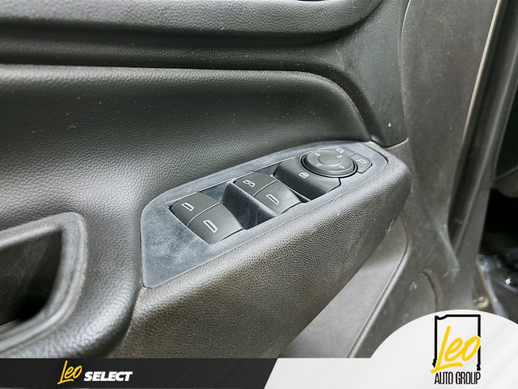 Used 2019 Chevrolet Equinox LT image 17