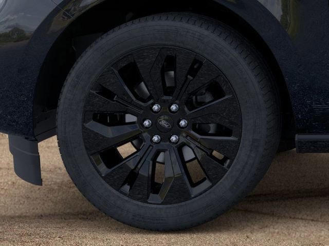 New 2025 Ford Expedition Max Platinum w/ Stealth Appearance Package image 19
