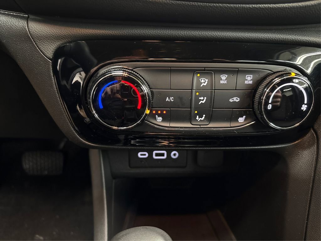 Used 2023 Buick Encore GX Preferred w/ Cold Weather Comfort Package image 33