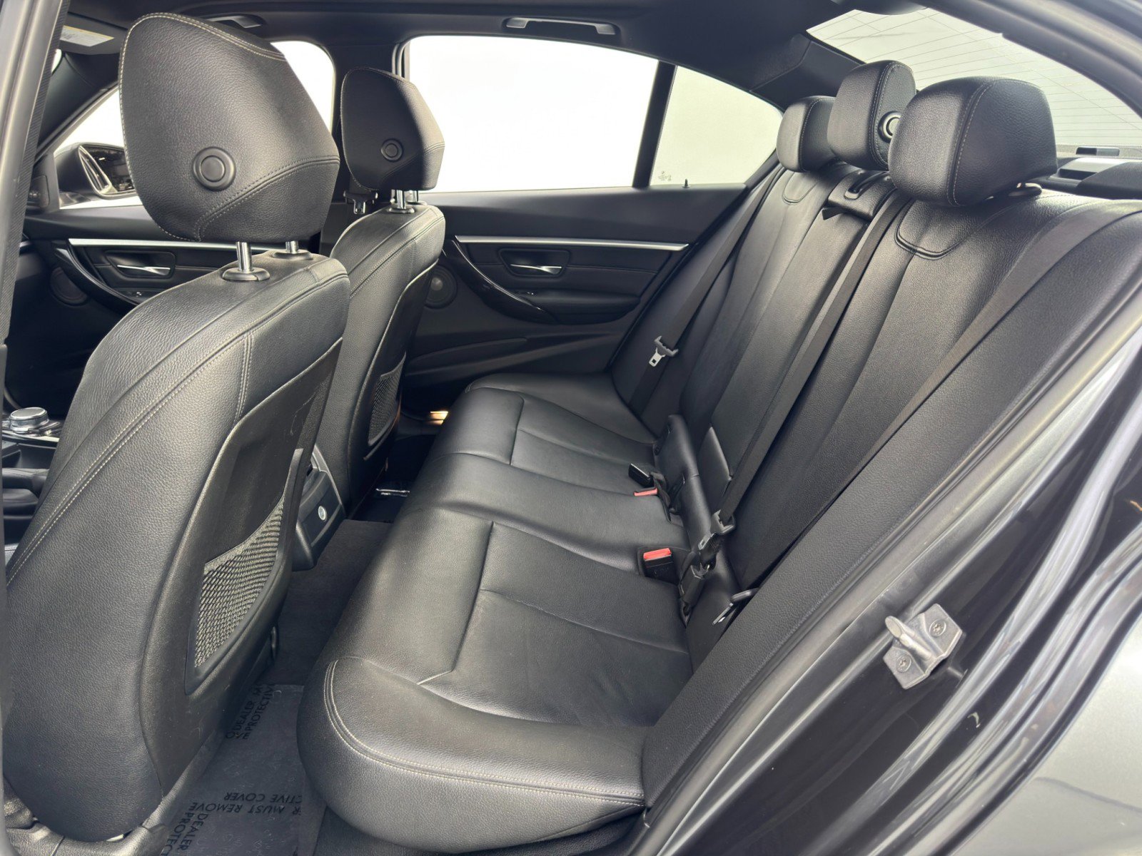 Used 2017 BMW 330e image 38