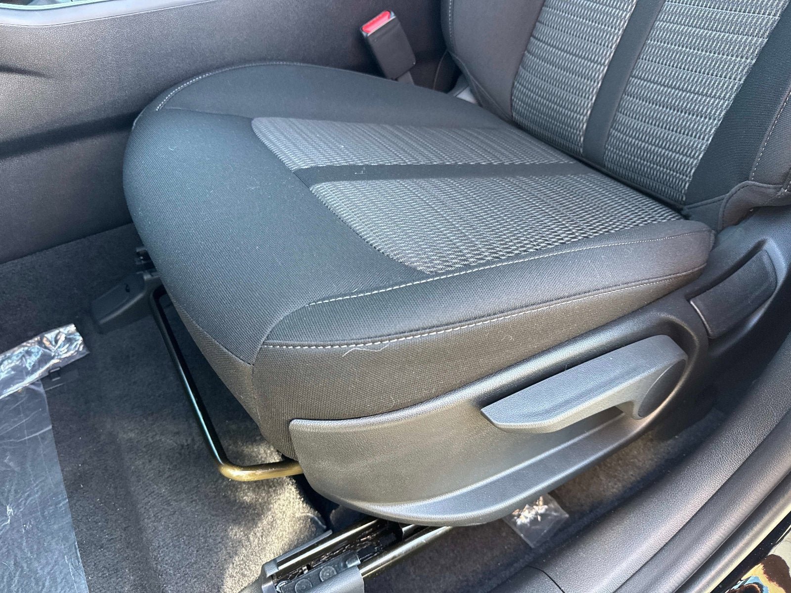 New 2026 Kia Sorento LX FWD image 16