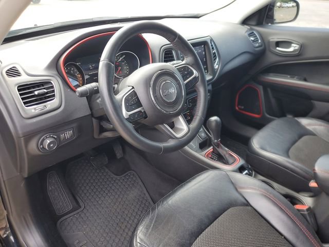 Used 2018 Jeep Compass Trailhawk w/ Navigation Group AWD/4WD image 27