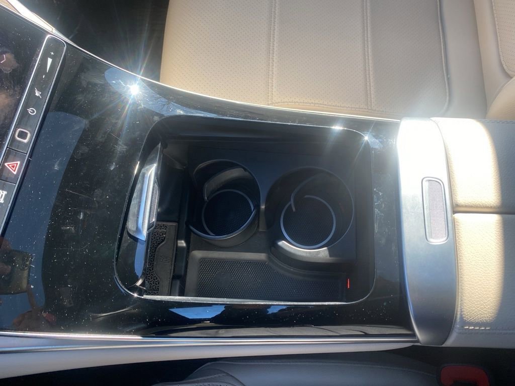 Used 2024 Mercedes-Benz GLC 300 4MATIC image 24