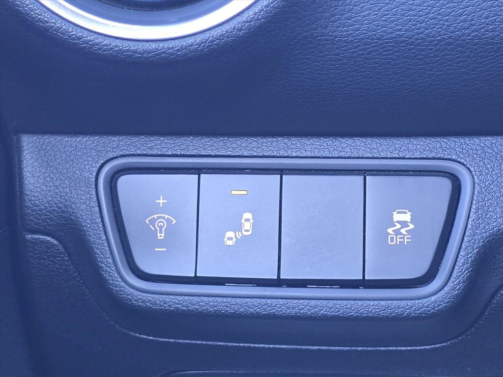 Used 2023 Kia Forte GT-Line image 22