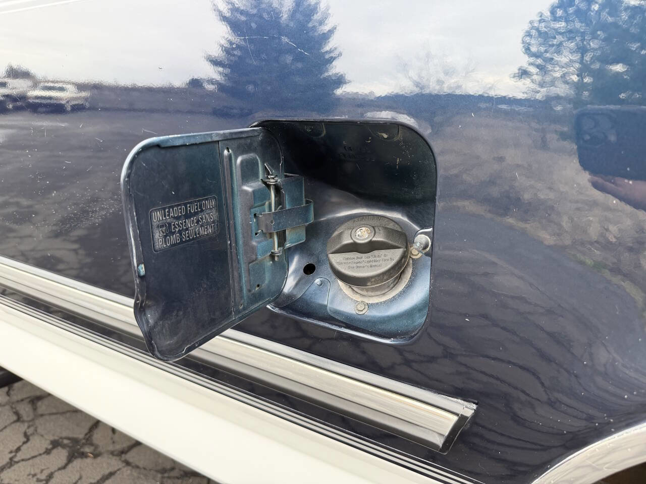 Used 1993 Ford F250 XLT image 82