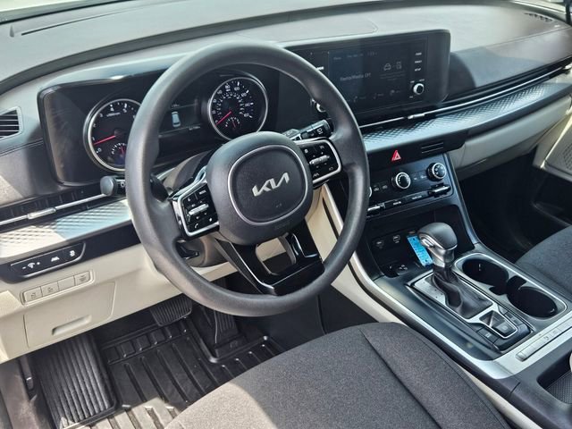 Used 2023 Kia Carnival LX image 35