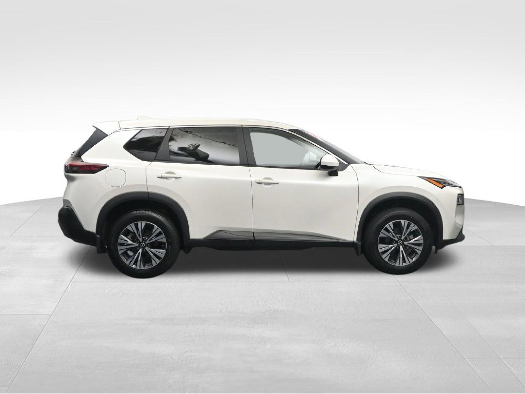 Used 2023 Nissan Rogue SV FWD image 6