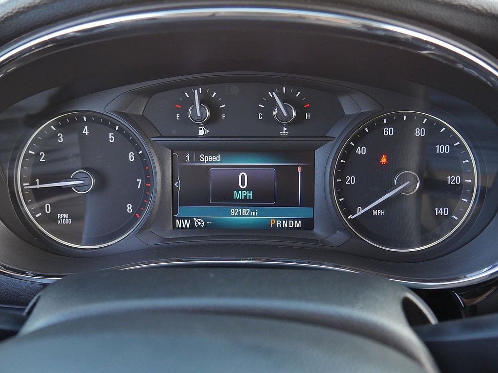 Used 2021 Buick Encore Preferred AWD/4WD image 27