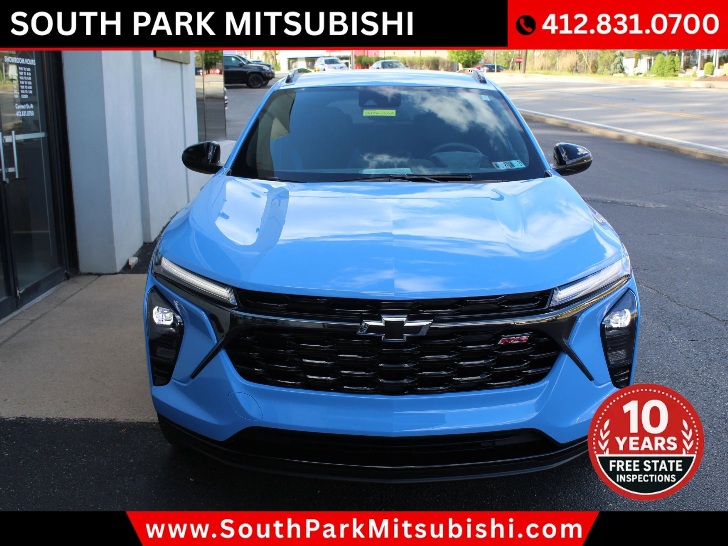 Used 2024 Chevrolet Trax RS w/ Driver Confidence Package FWD image 4