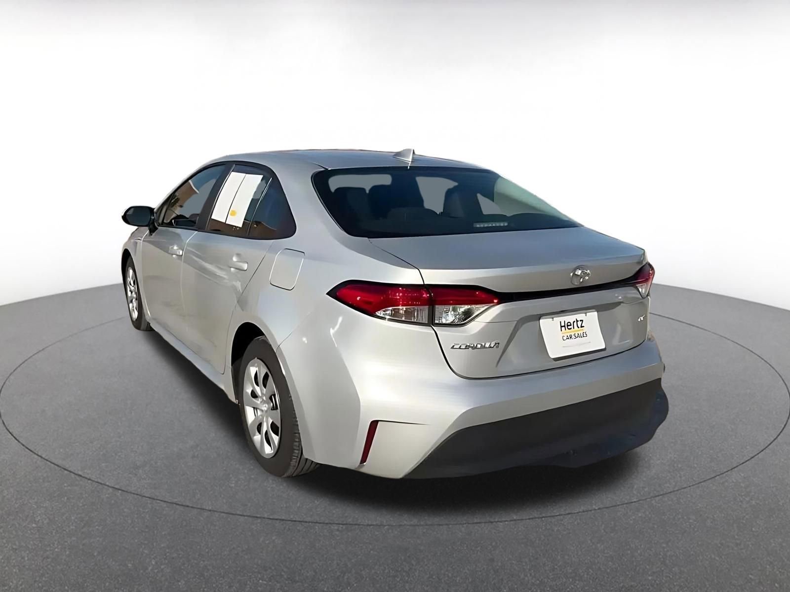 Used 2025 Toyota Corolla LE image 11