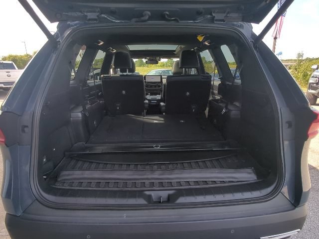 Used 2024 Toyota Grand Highlander AWD Hybrid image 36