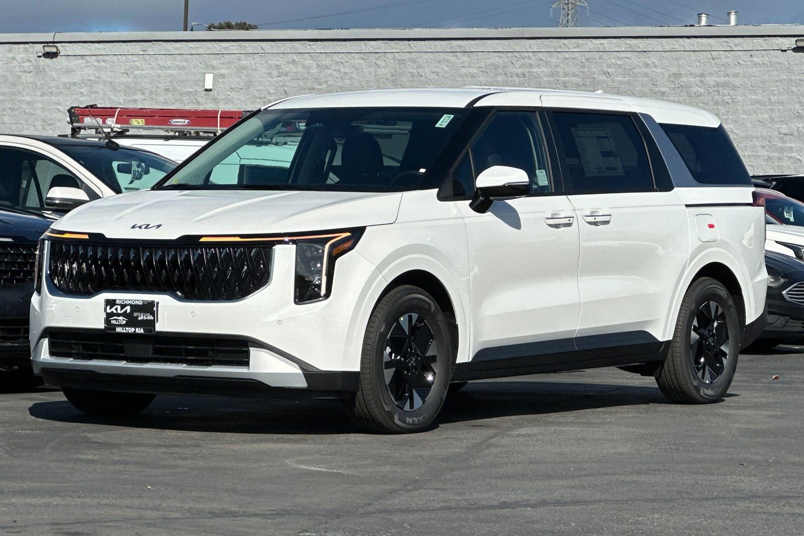 New 2026 Kia Carnival LXS image 8