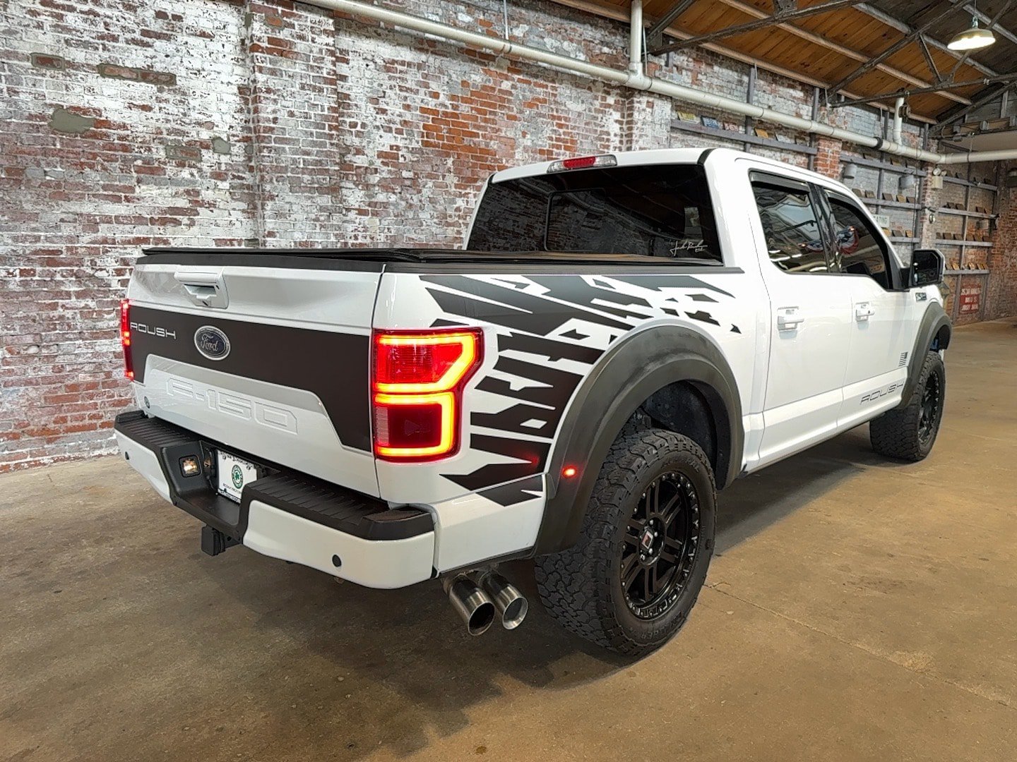 Used 2020 Ford F150 Lariat w/ Equipment Group 502A Luxury AWD/4WD image 3