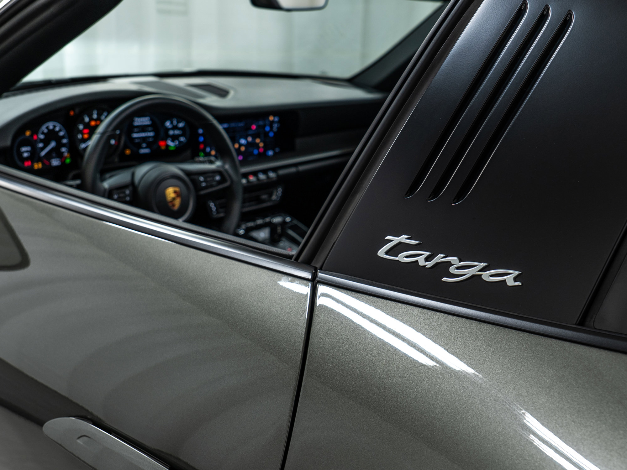 Certified 2022 Porsche 911 Targa 4 image 33